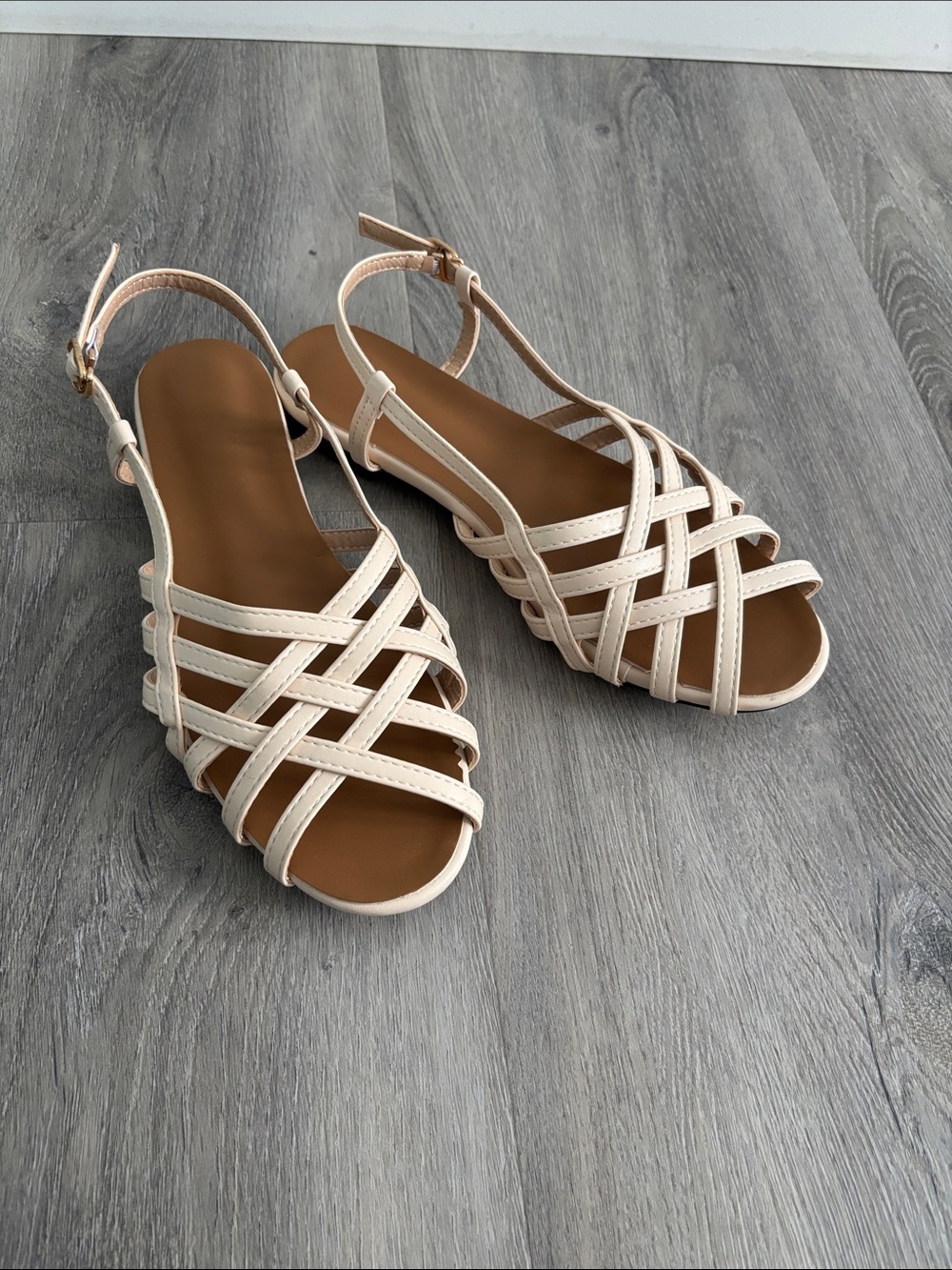 Women's Strappy Slingback Sandals in Cream